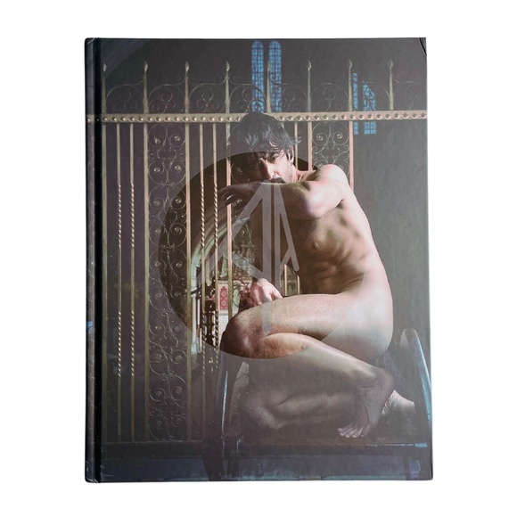 Alfredo Albanesi Photography Art Fashion Hardcover Coffee Table Book - Picture 1 of 13